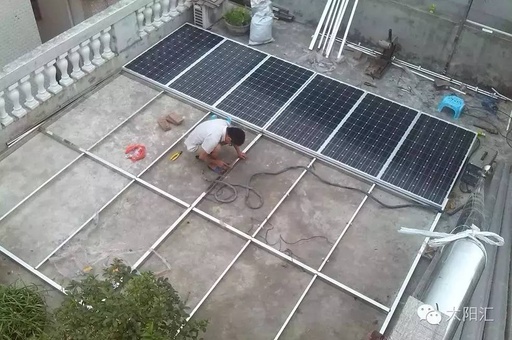 The Complete Process of Installing a Solar Power Station by a Talented Individual