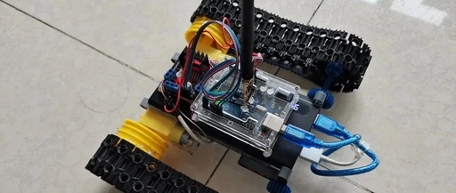 Build a Long-Distance Remote-Controlled Tracked Vehicle with APC220 Module and Arduino