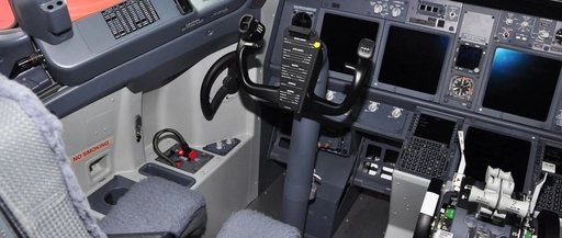 Design and Implementation of an Avionics Stimulator Based on VxWorks System