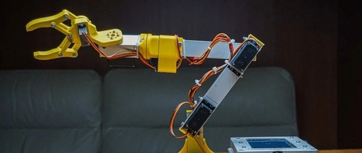 Build an Arduino Robotic Arm with Touchscreen Control