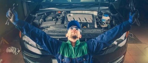 What are the Differences Between Automotive Technicians with a Monthly Salary of 1000 and 10000?