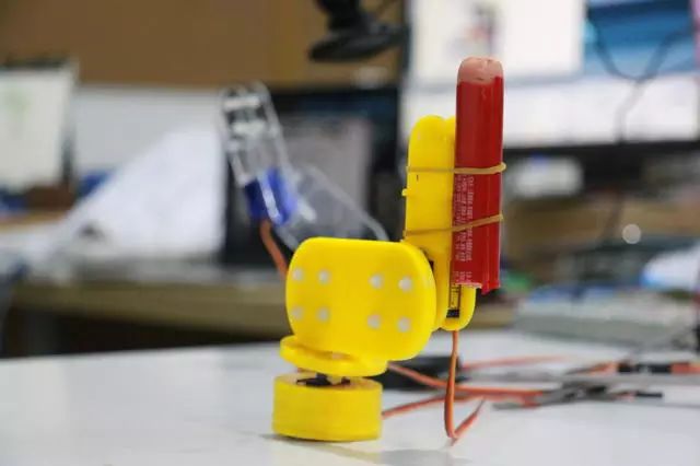 DIY Your Own Red Packet Robot for the Lunar New Year