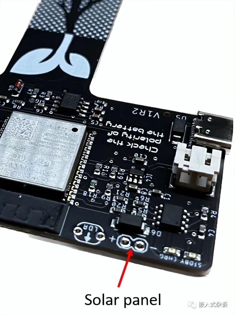 Smart Plant: Innovative Embedded Project with E-Paper Display for Plant Monitoring