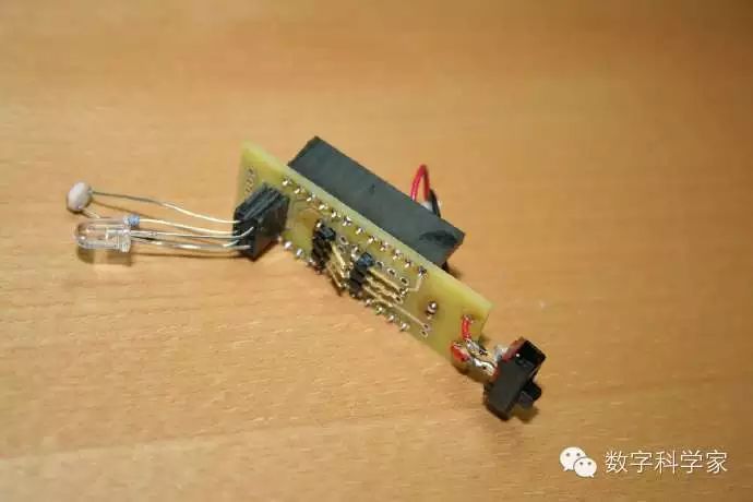 DIY: Fold a Paper Robot