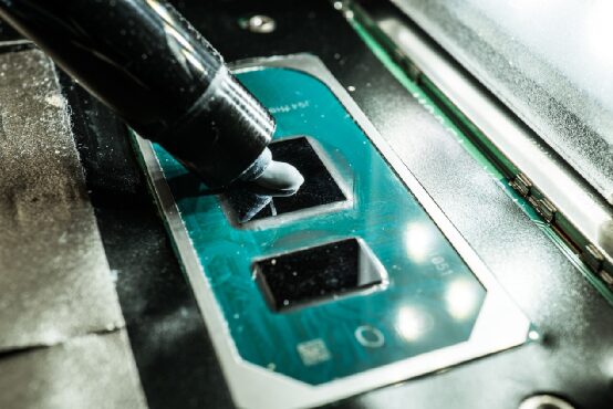 Why Apple Can Outperform Intel and Qualcomm?