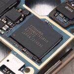 Should You Use an SD Card in Your Smartphone?