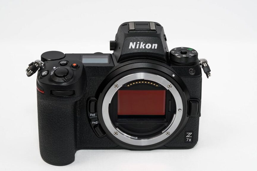 Disassembly of Nikon's Flagship Mirrorless Camera Z7 II
