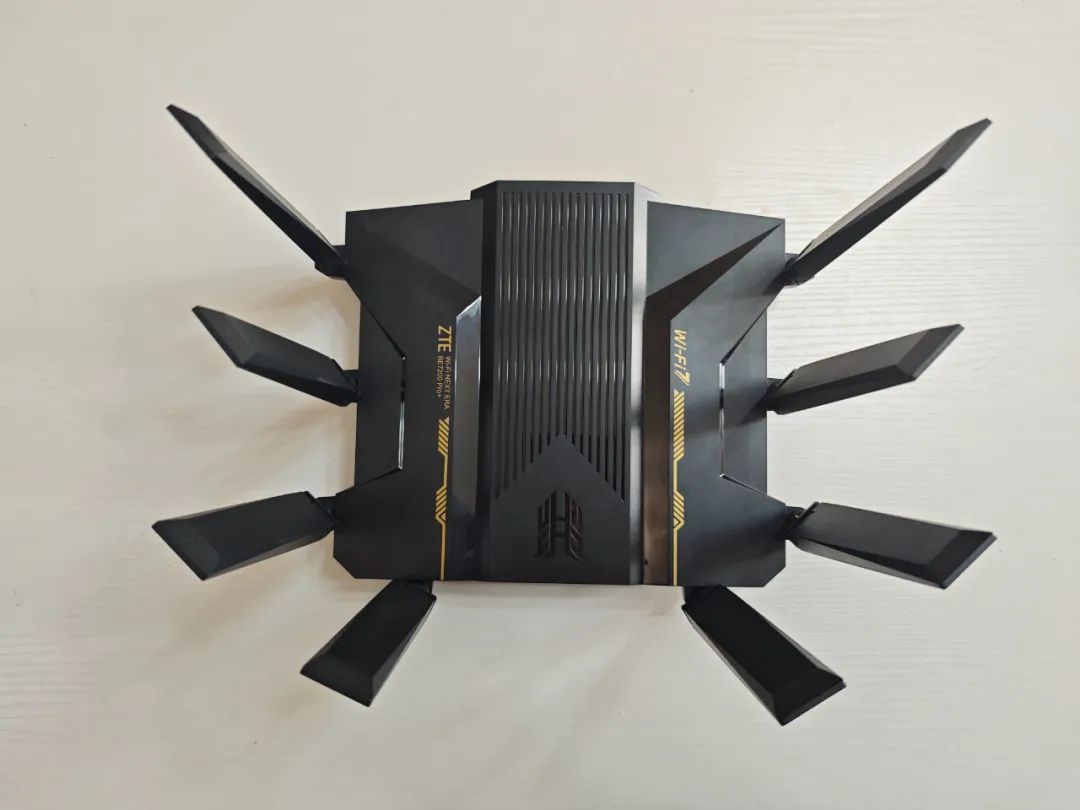Wi-Fi 7 Router Review: Unboxing and Performance Test