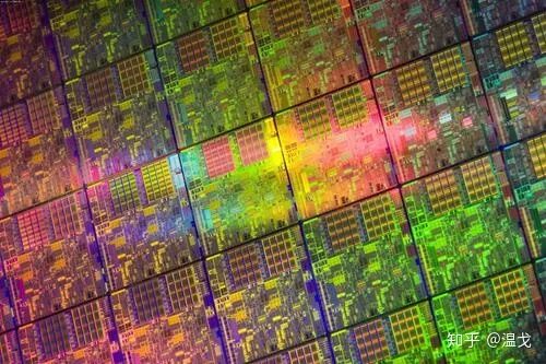 What Are the Differences Between Chips, Semiconductors, and Integrated Circuits?