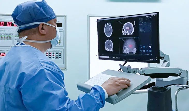 Precision Treatment: Micro-Robots Revolutionizing Neurosurgery