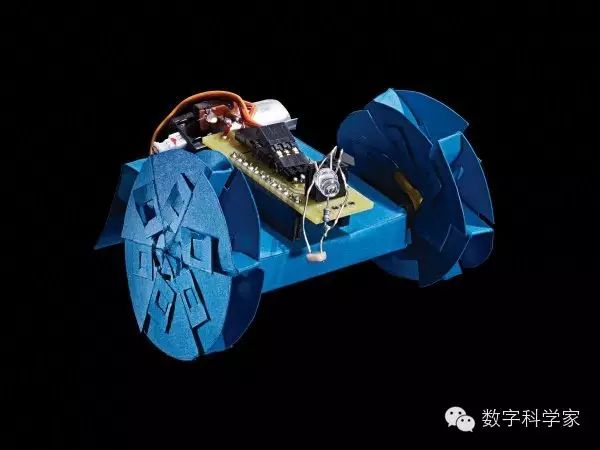 DIY: Fold a Paper Robot