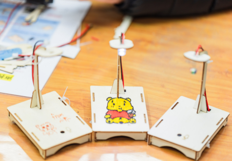 DIY Voice-Controlled Desk Lamp