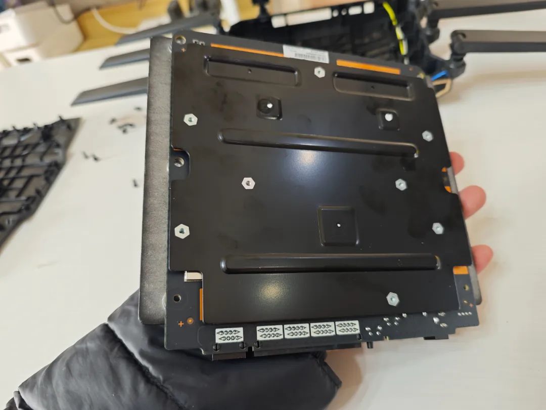 Wi-Fi 7 Router Review: Unboxing and Performance Test