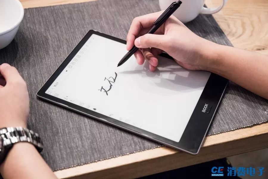 Comparative Review of BOOX Note +, reMarkable, and Sony DPT-CP1 for Domestic Users