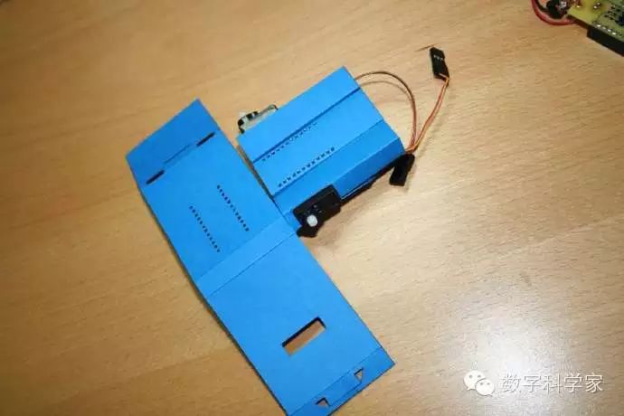 DIY: Fold a Paper Robot