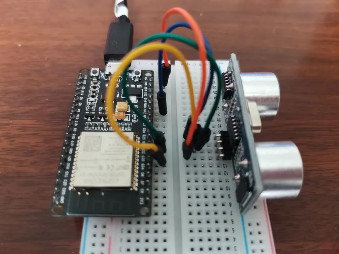 Using ESP32 and Phyphox to Debug Ultrasonic Distance Sensor