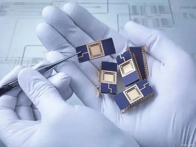 Understanding Semiconductors: Key Characteristics and Applications