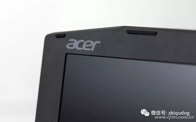 How to View the "Glass Complex" of Laptop Screens?