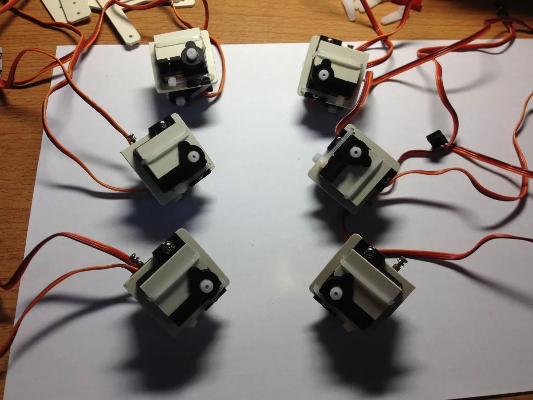 DIY Hexapod Bionic Robot