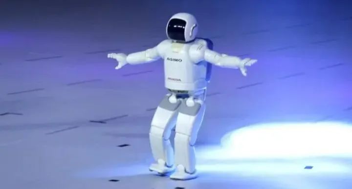 How AI Enhances Robotics: Key Applications