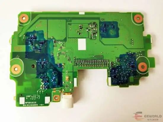 Disassembly Analysis: Audi Q3 and A4L Center Display Circuit