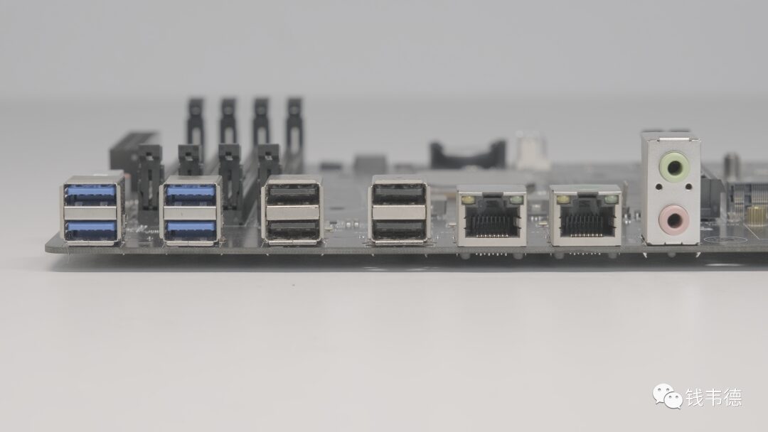 Review of Intel Xeon D-1581 CPU: Low Power, High Performance