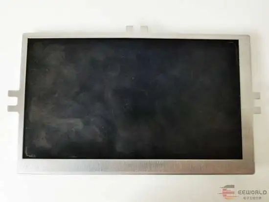 Disassembly Analysis: Audi Q3 and A4L Center Display Circuit