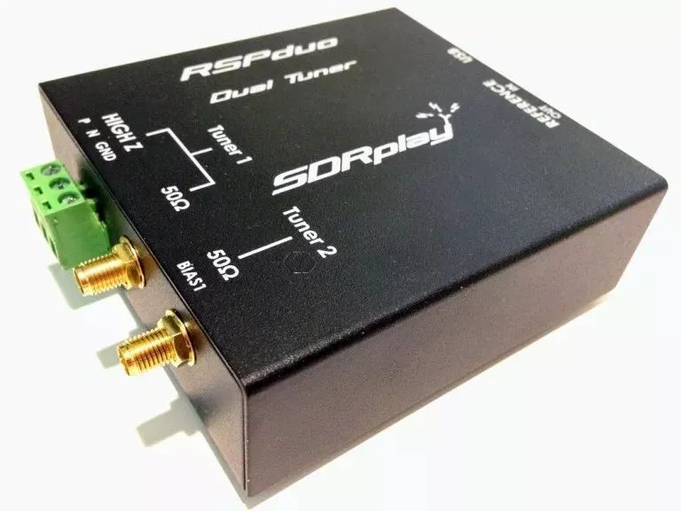 High-End SDR Receivers and Transceivers Overview
