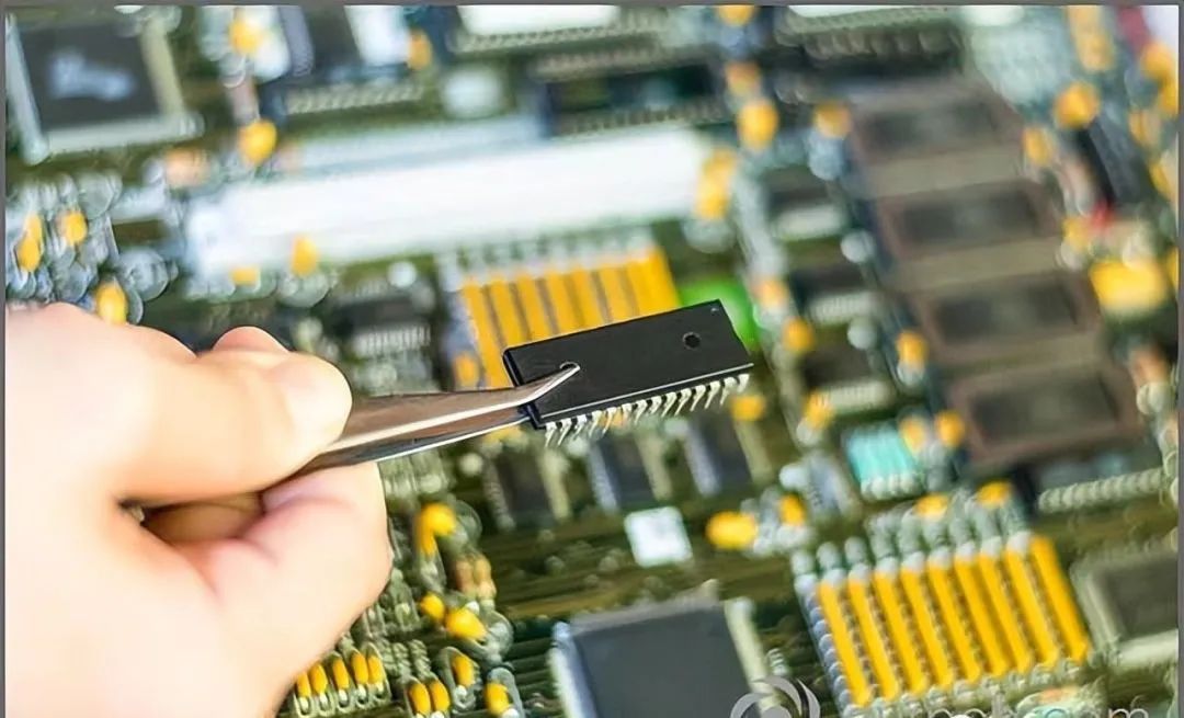 15 PCB Failure Modes and Solutions