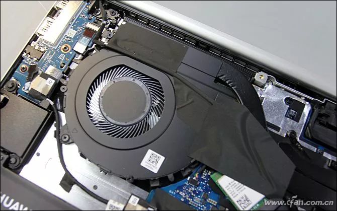 Honor MagicBook Pro Experience: A Stunning Full-Screen Laptop!
