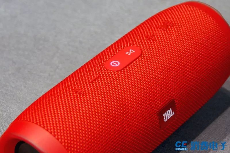 Three Bluetooth Speakers Reviewed: Can Portable Music Break the Curse?