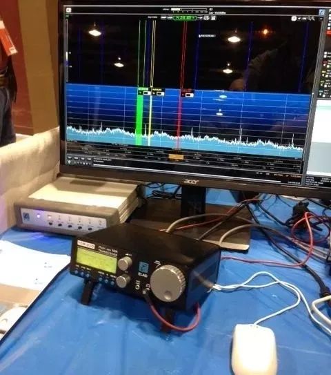 High-End SDR Receivers and Transceivers Overview