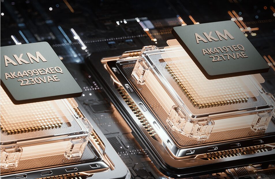 Application of Femtosecond Crystal Oscillators in High-End DACs