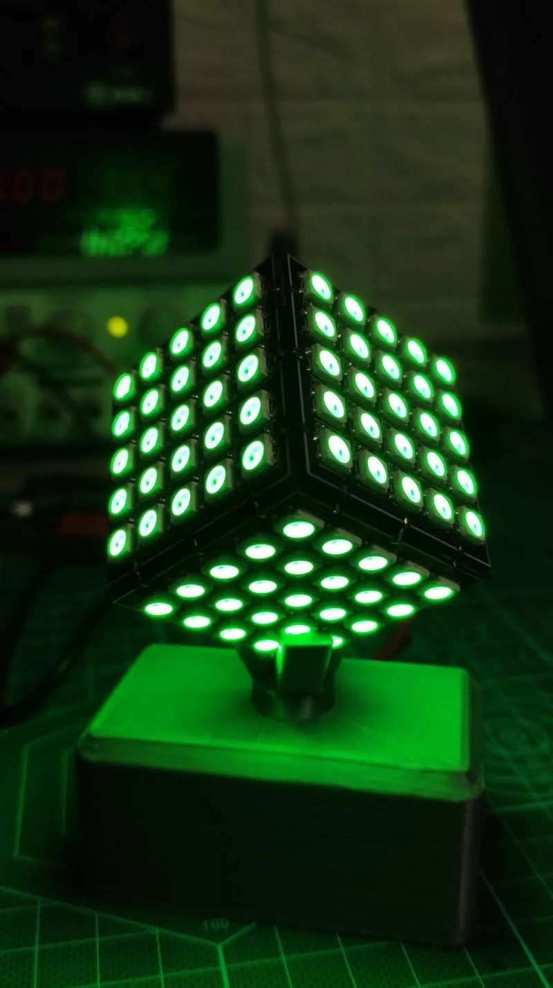 Create a Colorful Glowing Cube Based on Raspberry Pi RP2040