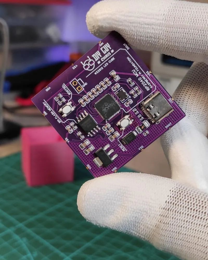Create a Colorful Glowing Cube Based on Raspberry Pi RP2040
