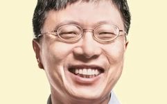 Governance of AI: The Need for Sovereign AI
