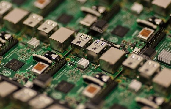 Exploring Microcontrollers: Understanding The Three Major Registers