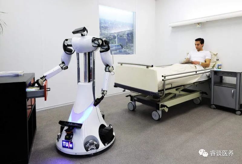 Analysis of Pros and Cons of Medical Robots