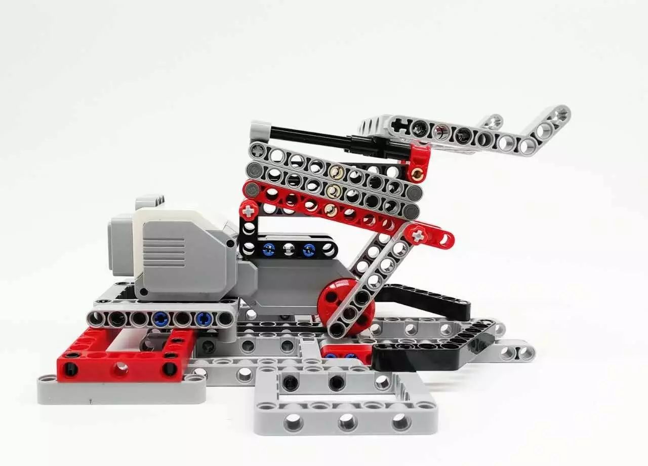 When Lego Meets Arduino: Bluetooth Control for Proximity Control