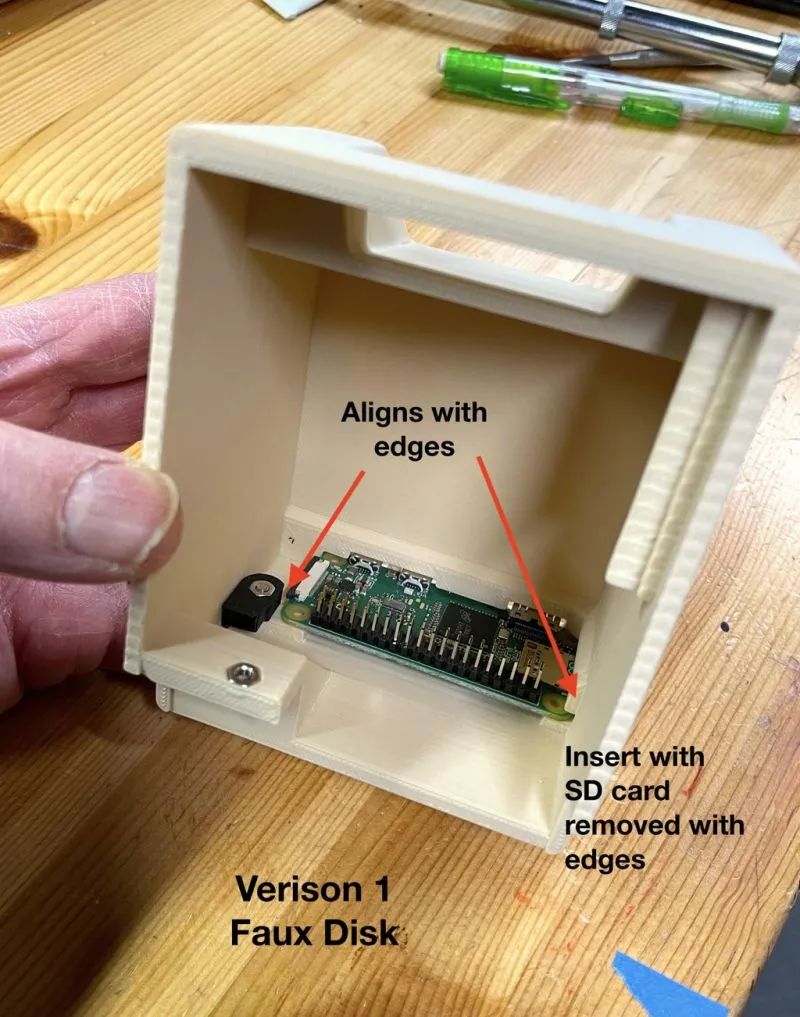 Build A Mini Retro Macintosh Computer Using Raspberry Pi