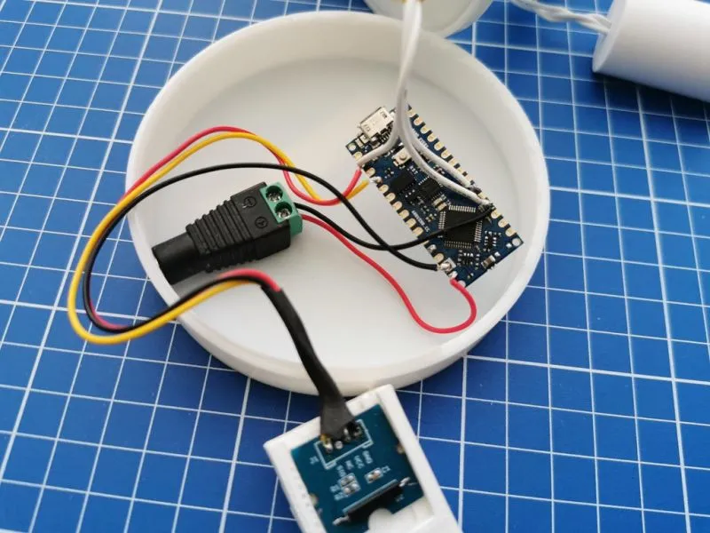 Programmable 3D Printed Magnetic Levitating Desktop Lamp (Arduino + WS2812)