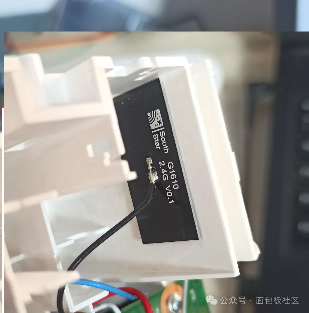 Disassembling My WiFi 6 Router: A Comprehensive Guide