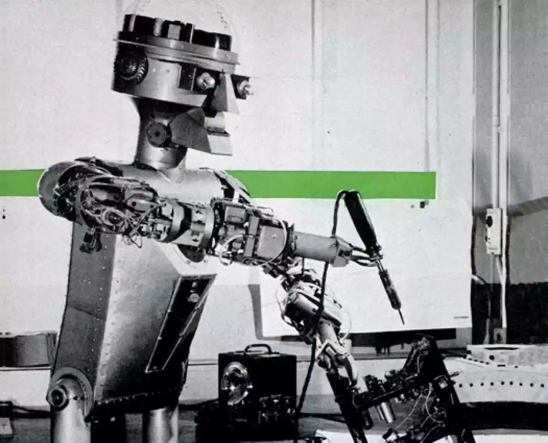 Understanding the Development History of Robotics Technology