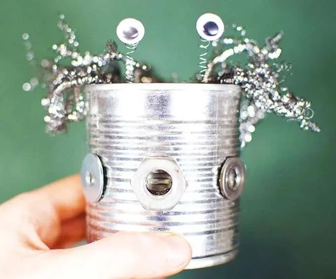 DIY Projects Using Old Tin Cans
