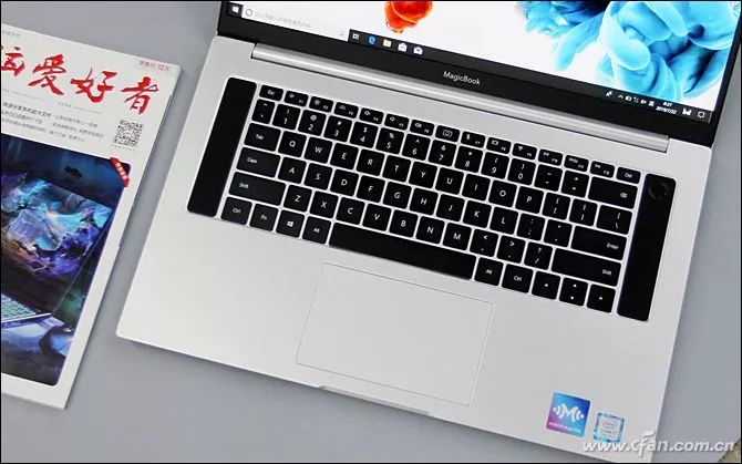 Honor MagicBook Pro Experience: A Stunning Full-Screen Laptop!