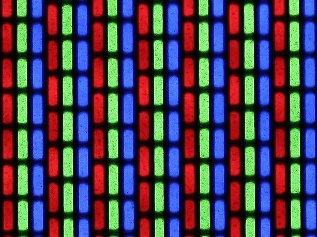 Understanding the Secrets Behind AMOLED Pixel Arrangement