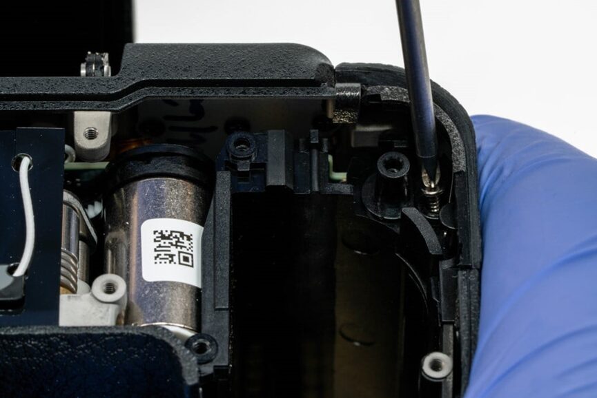 Disassembly of Nikon's Flagship Mirrorless Camera Z7 II