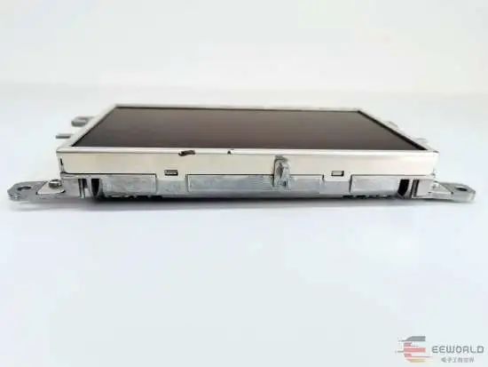 Disassembly Analysis: Audi Q3 and A4L Center Display Circuit