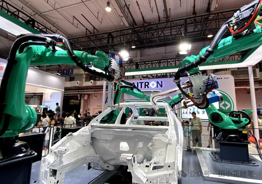 Intelligent Manufacturing Solutions for Industrial Robots in Multiple Scenarios