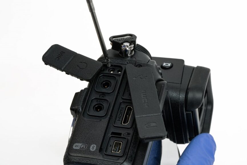 Disassembly of Nikon's Flagship Mirrorless Camera Z7 II